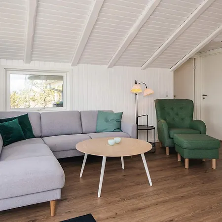 Environmental Home, 3 Bedrooms Feriehus *