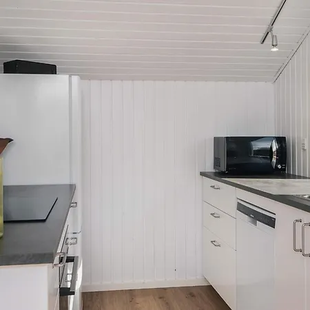 Environmental Home, 3 Bedrooms *